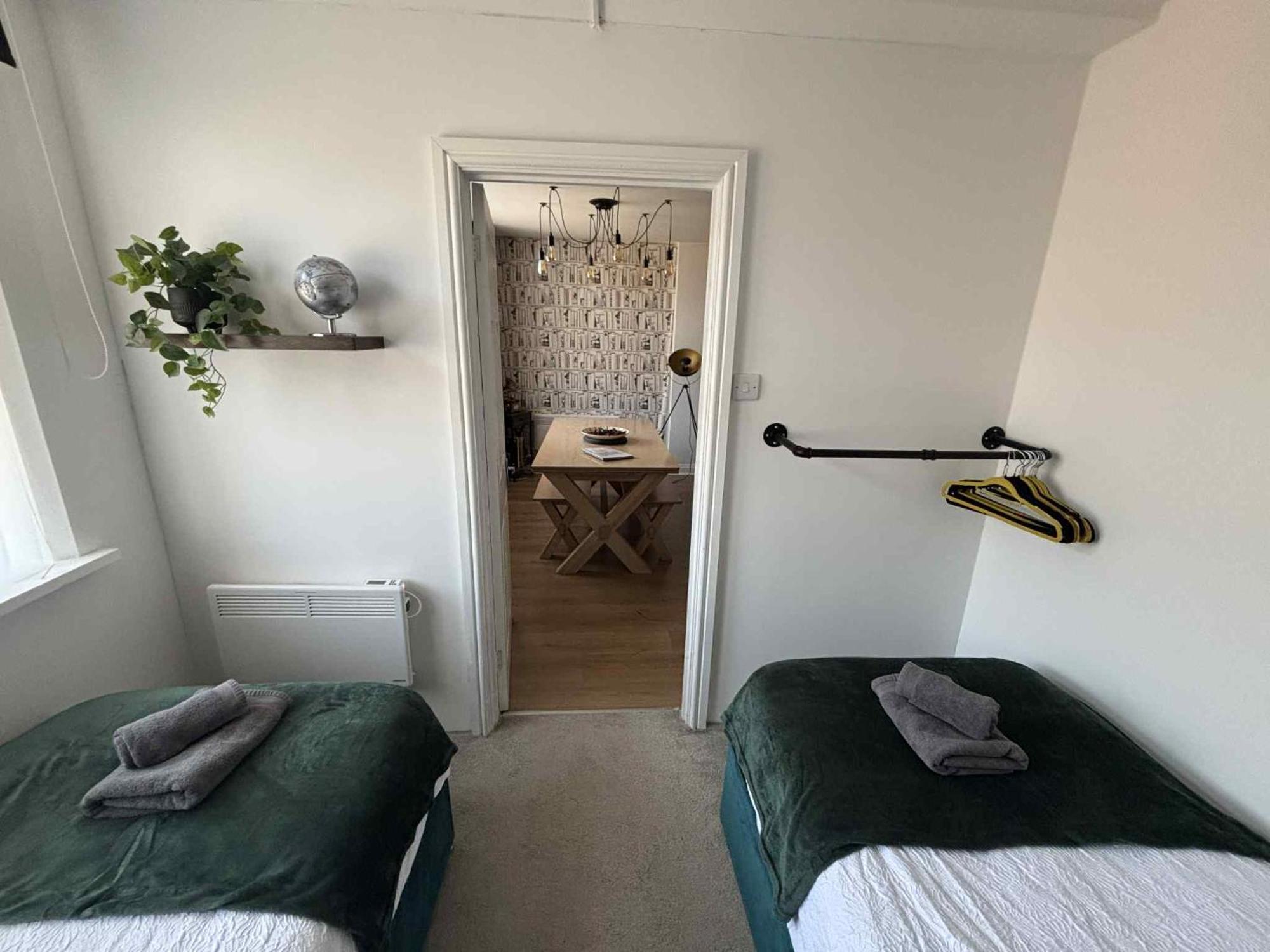 폰티풀 Stylish & Cosy - Flat 6, Osborne Road 아파트 외부 사진
